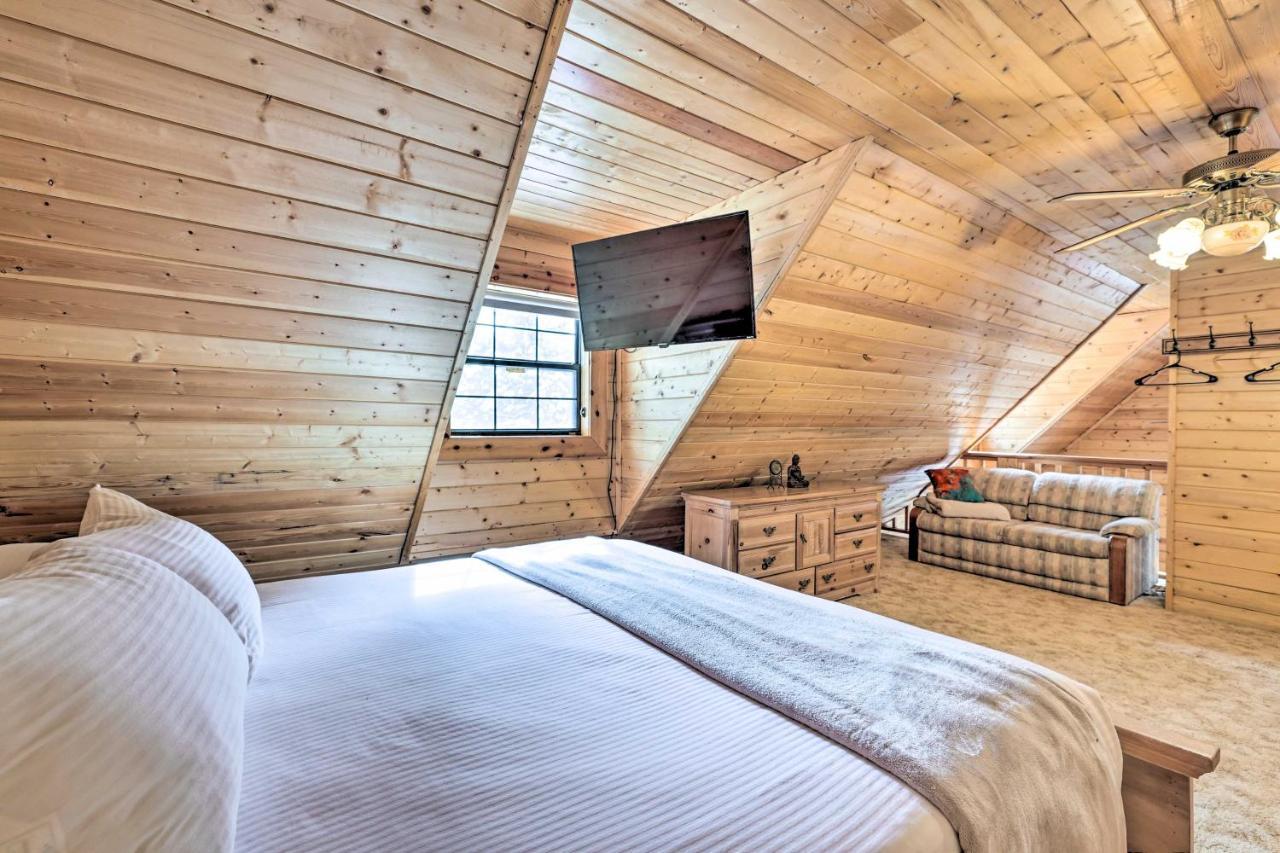 Rustic Duck Creek Village Cabin With Fire Pit! Ngoại thất bức ảnh